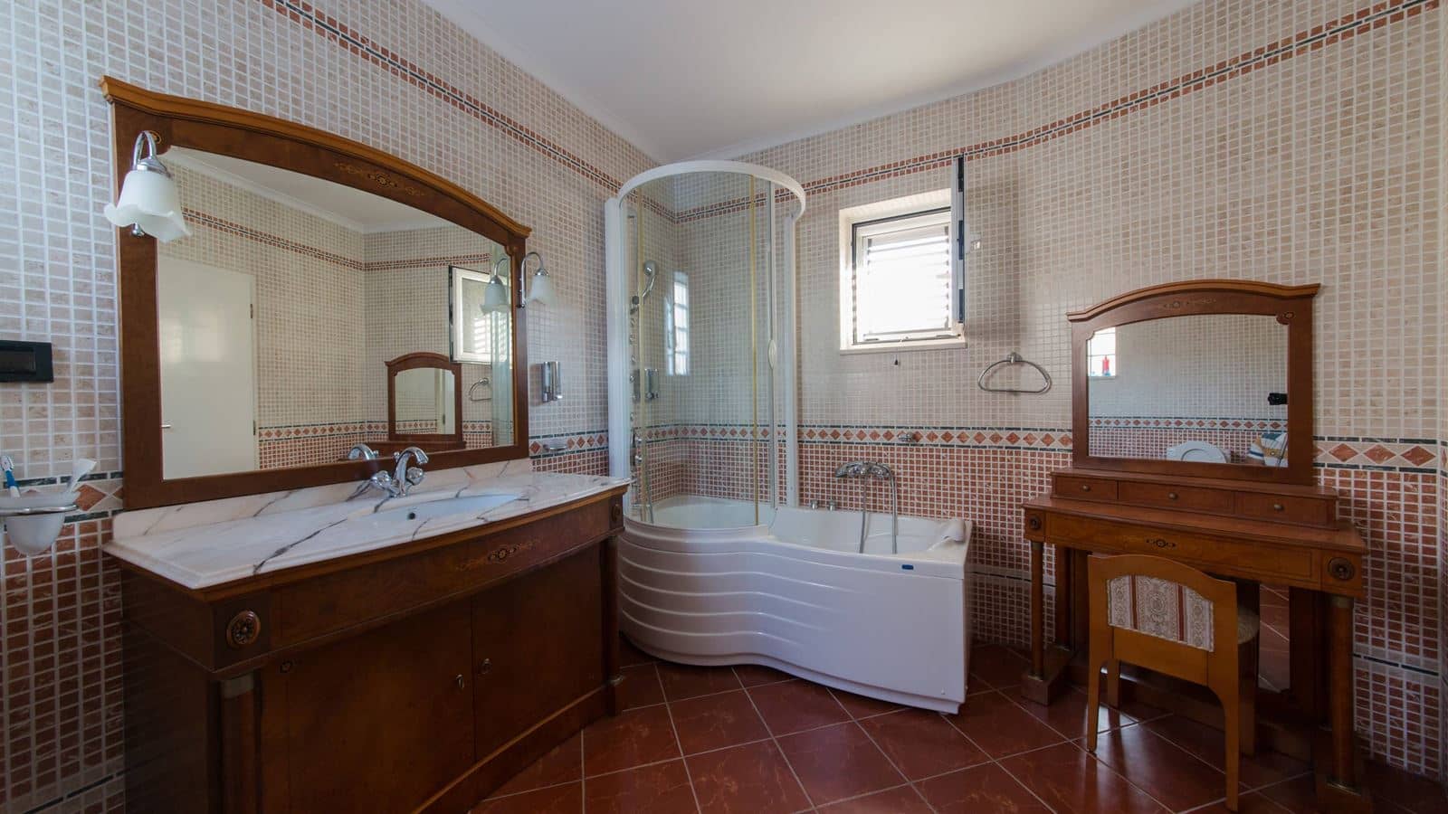 rooms-villa-three-bedrooms