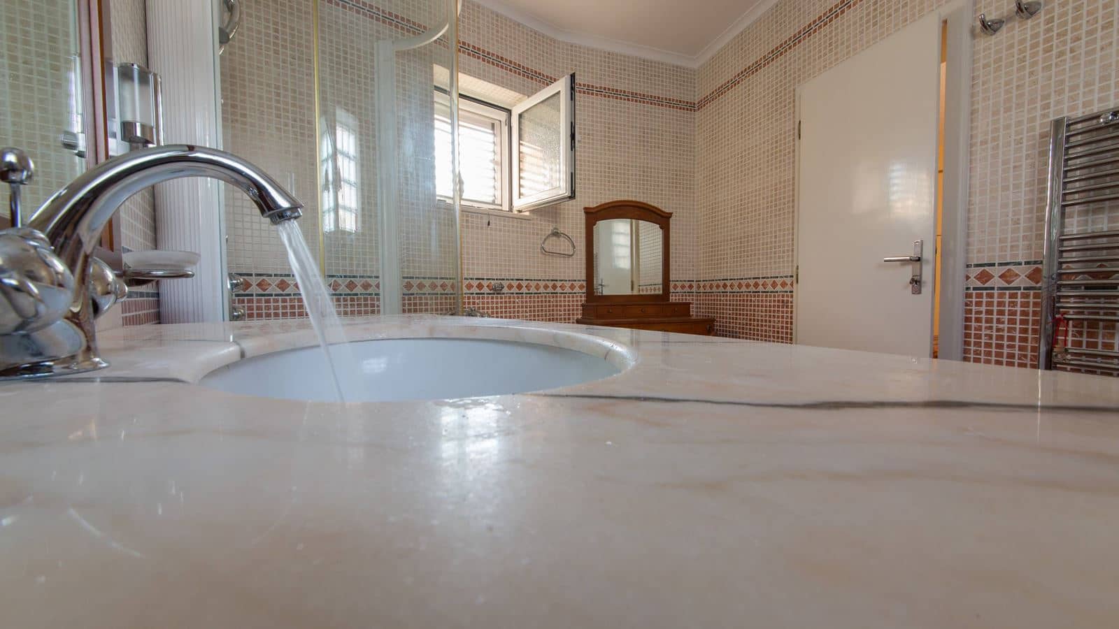rooms-villa-three-bedrooms