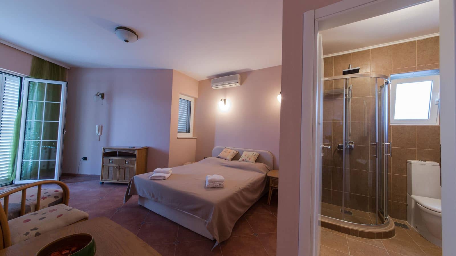 rooms-villa-three-bedrooms