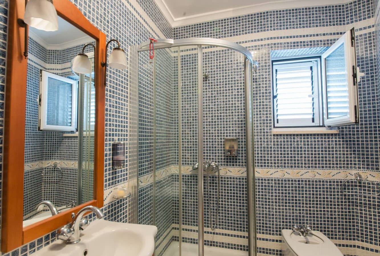 rooms-villa-three-bedrooms