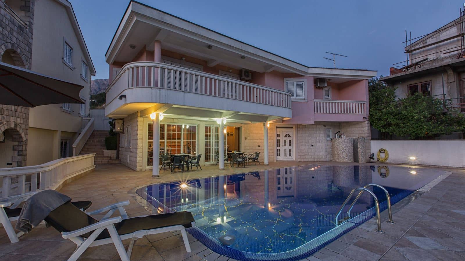 rooms-villa-three-bedrooms