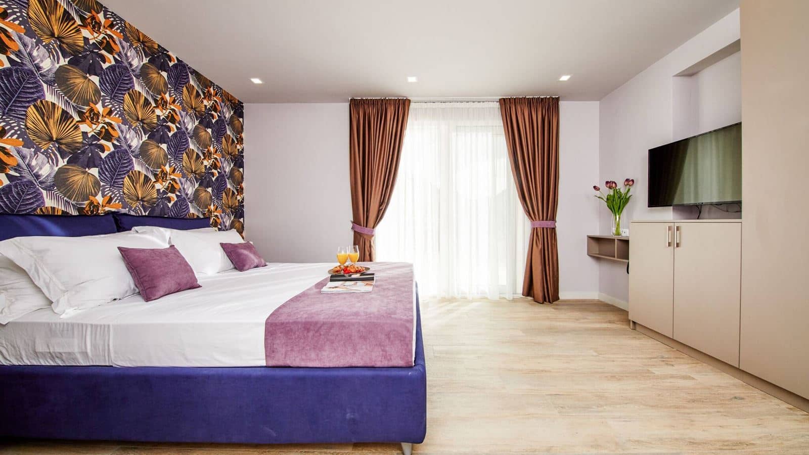 rooms-apartment-deluxe-one-bedroom