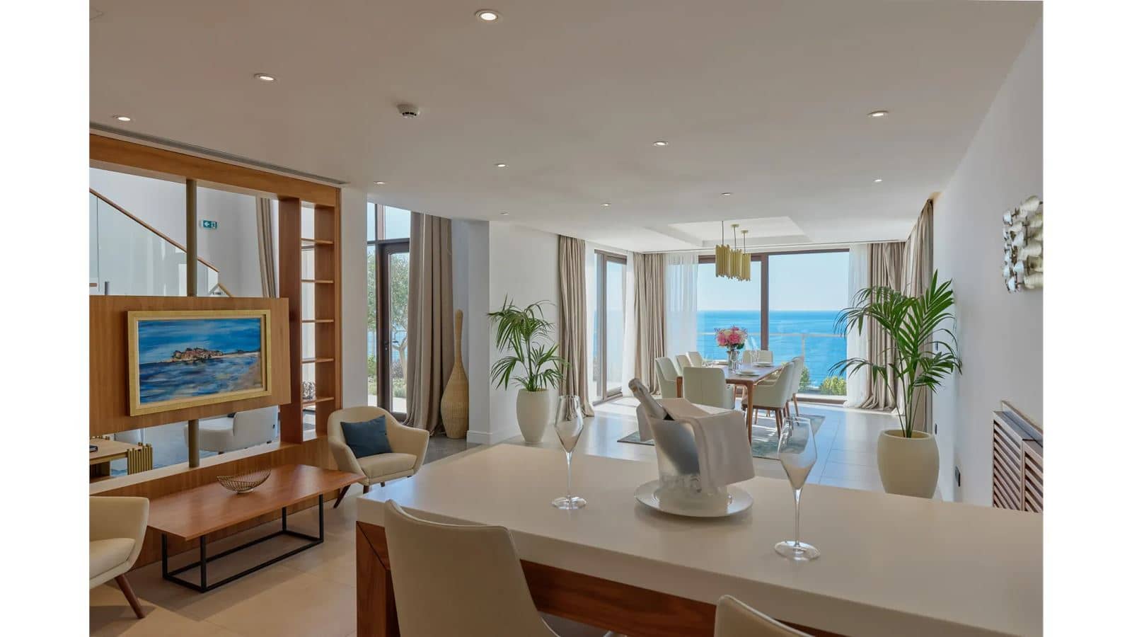 rooms-deluxe-villa-with-private-pool-sea-view