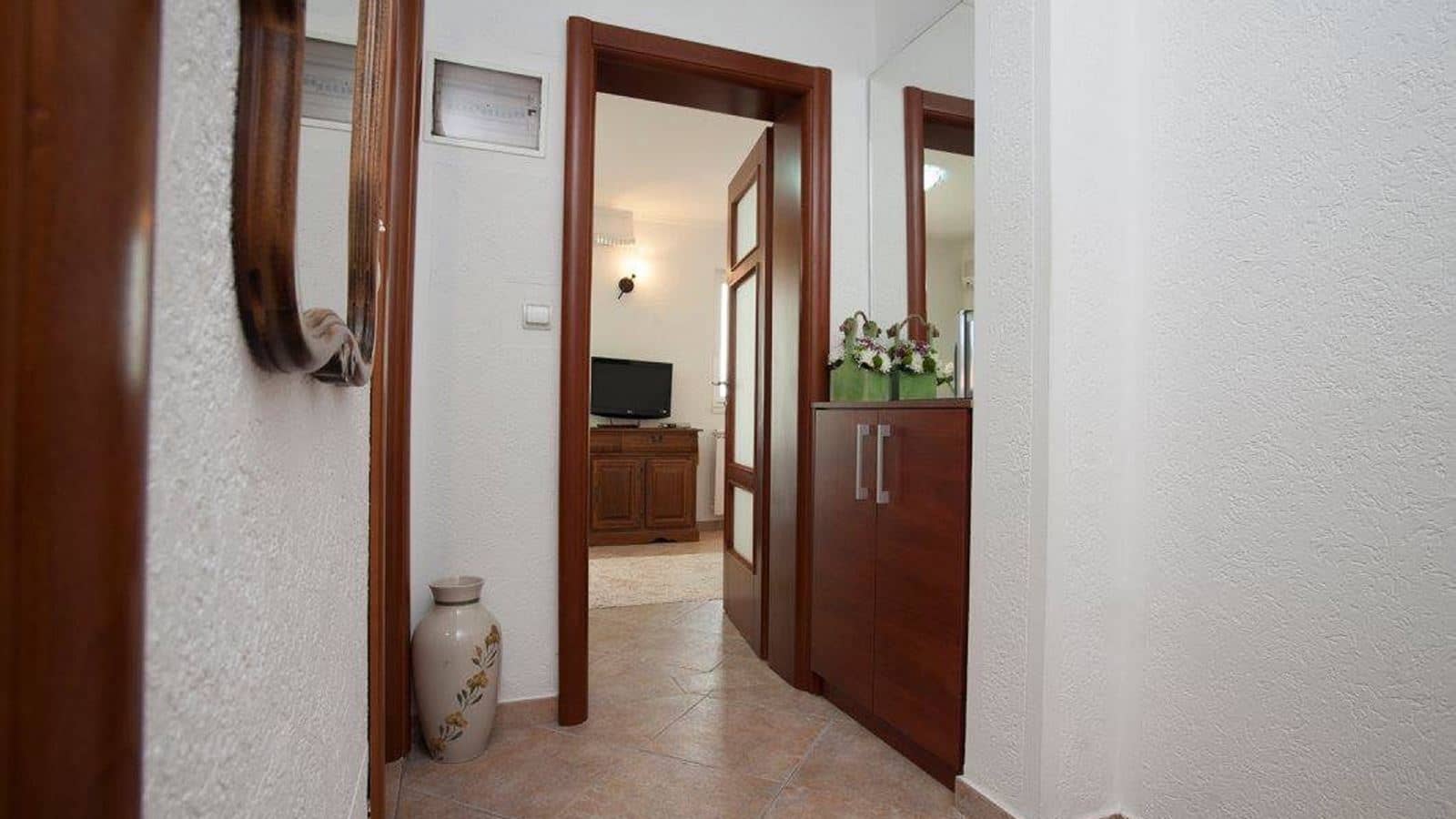 rooms-studio-apartment-sea-view