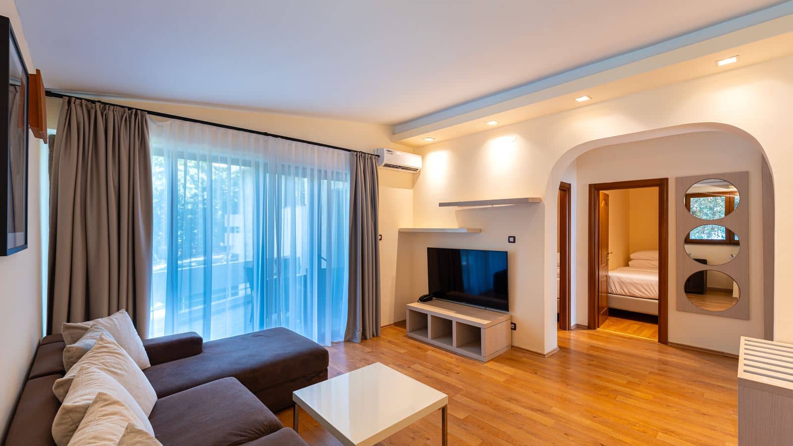 rooms-family-room