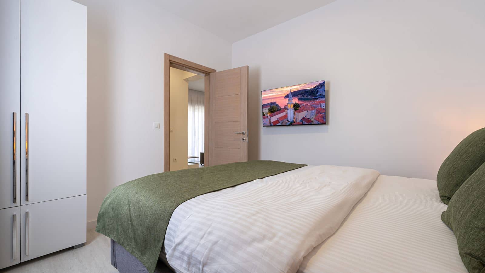 rooms-two-bedroom-apartment