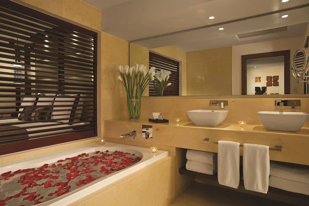 rooms-junior-suite-garden-view