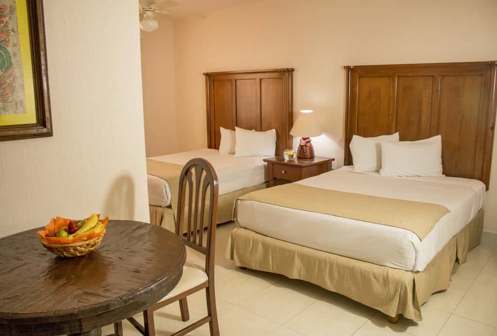 rooms-standard-room