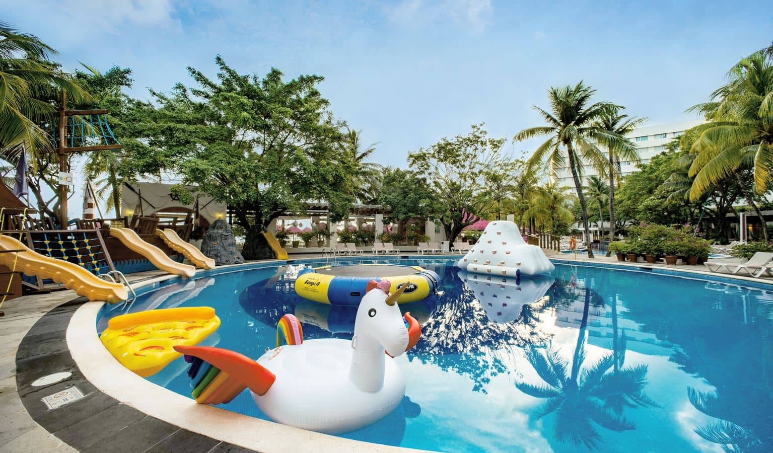 pools-outdoor--indoor-childrens-pool