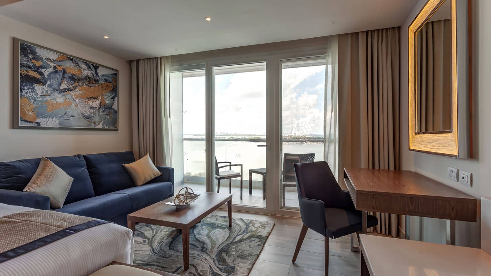 rooms-luxury-junior-suite-sunset-view
