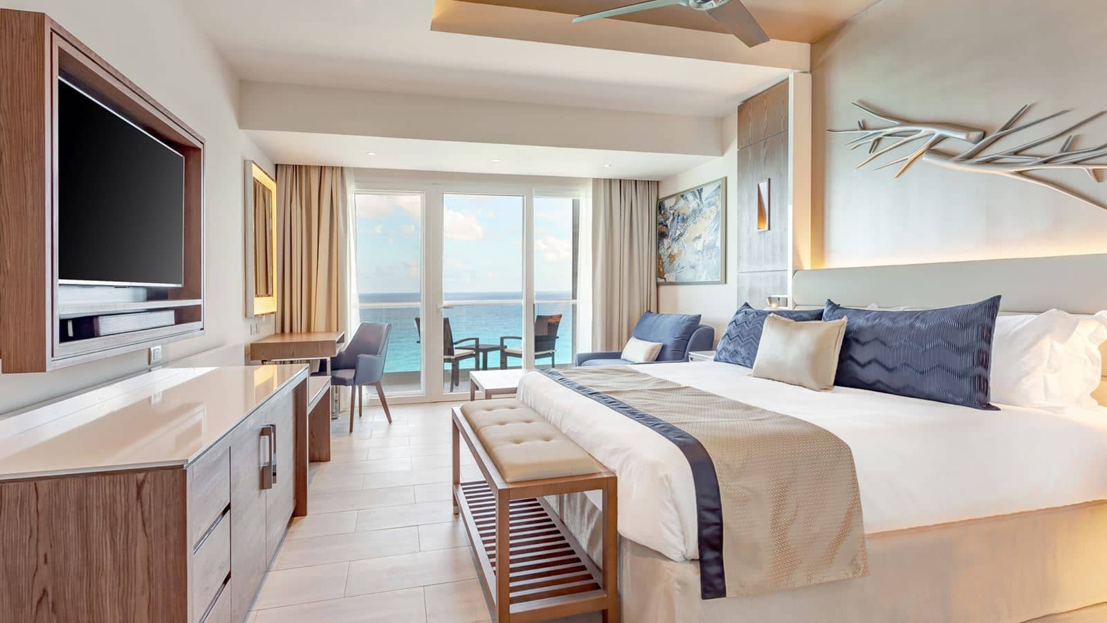 rooms-luxury-presidential-two-bedroom-suite-ocean-front