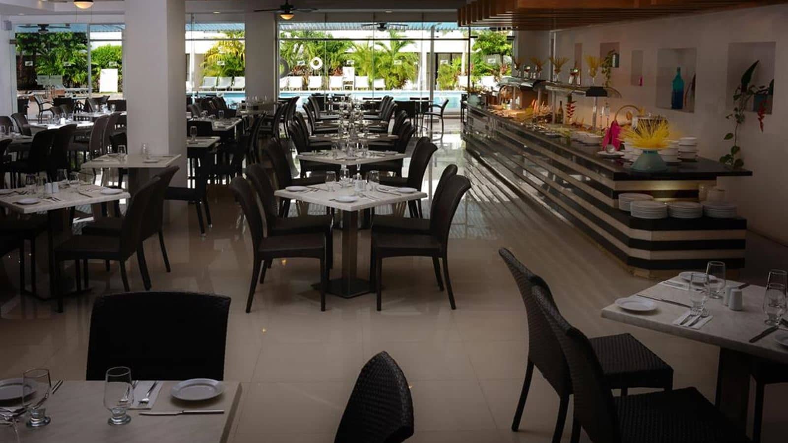 restaurants-restaurant