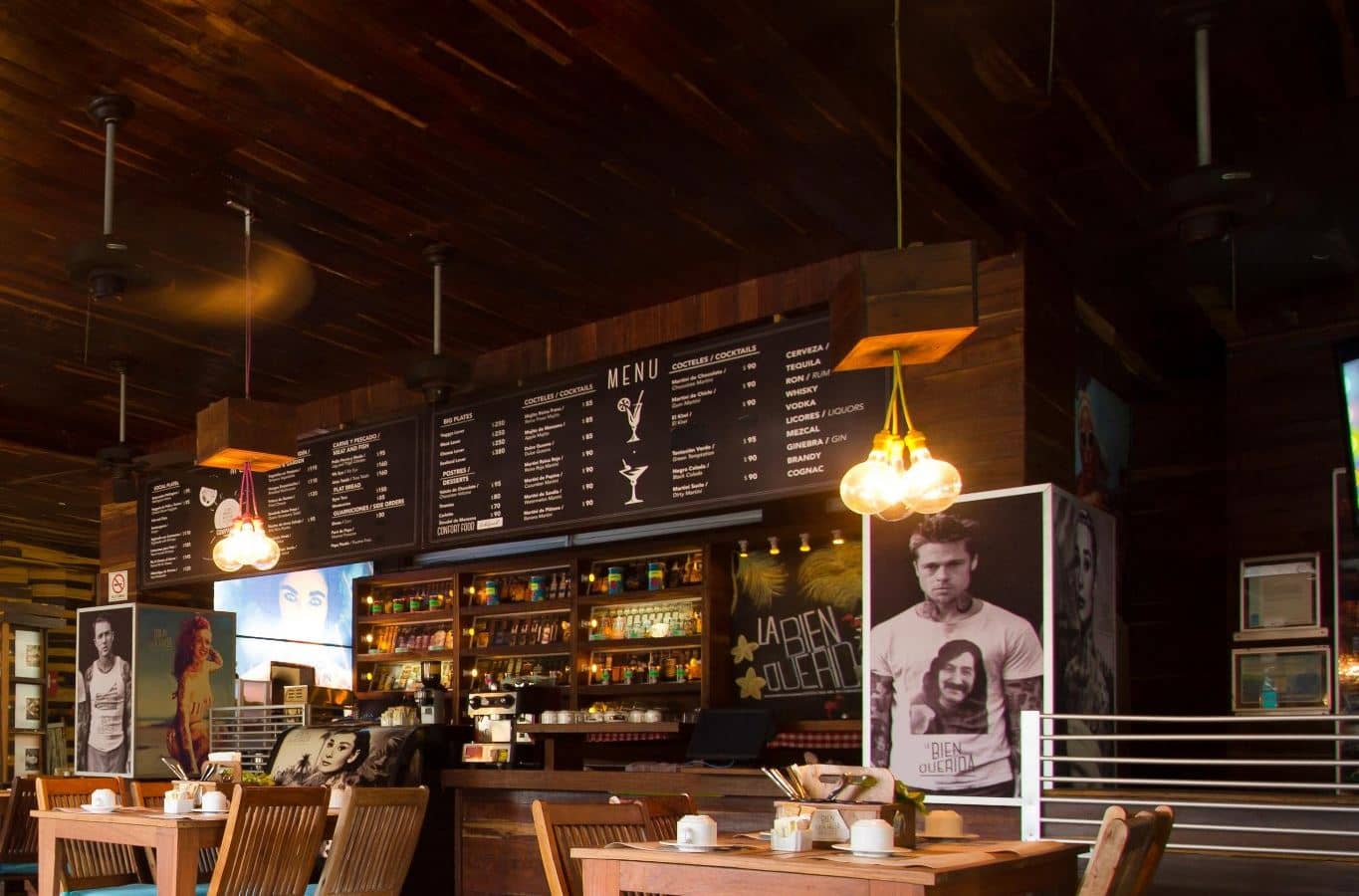 restaurants-reina-roja-restaurant