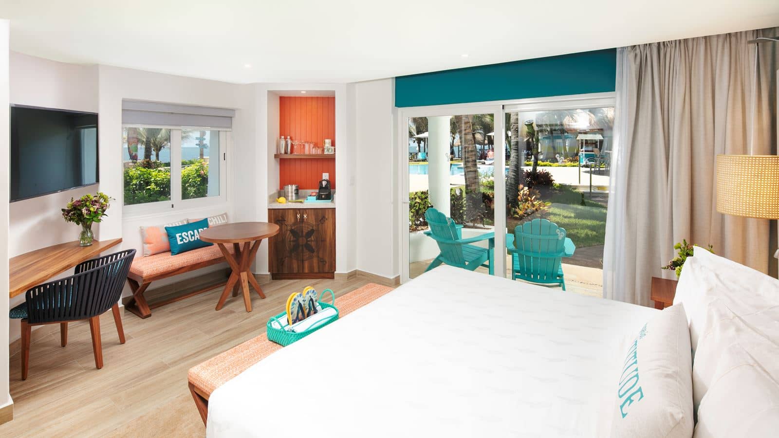 rooms-paradise-room