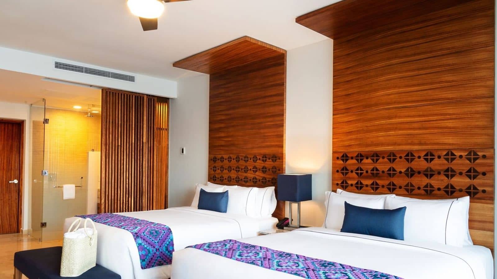 rooms-agatha-room