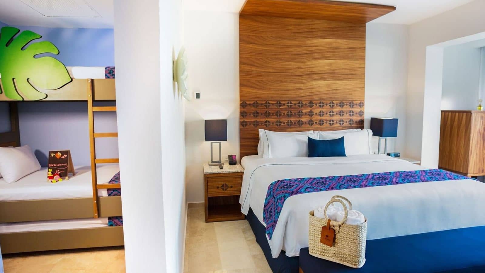 rooms-sapphire-room