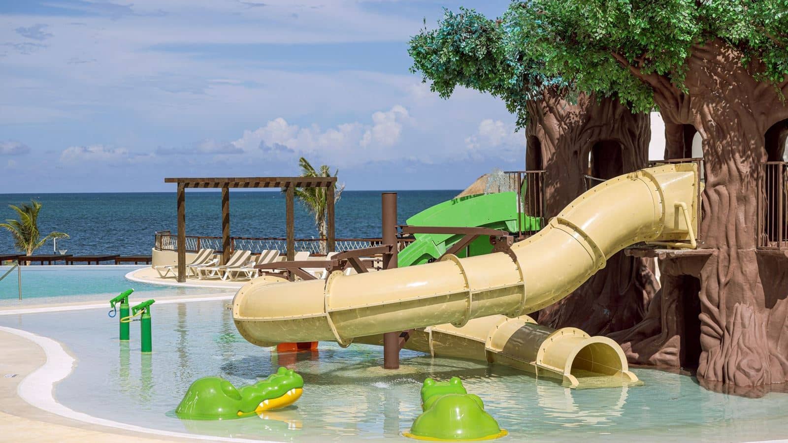 pools-outdoor-childrens-pool
