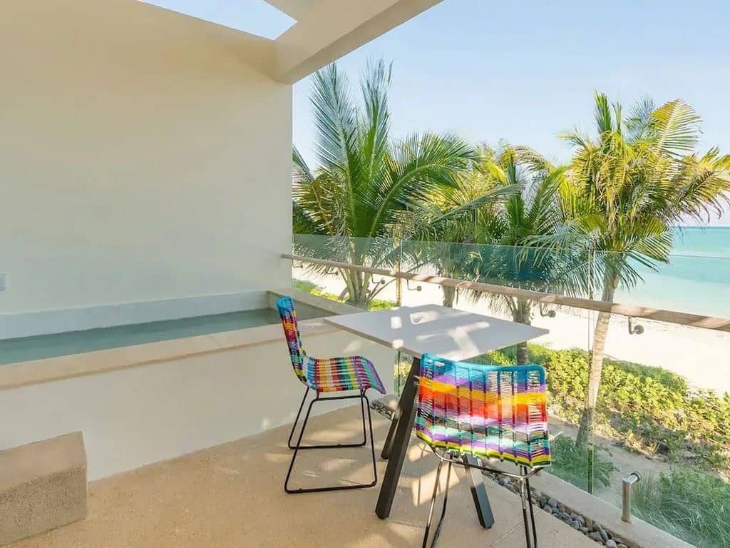 rooms-beach-front-studio