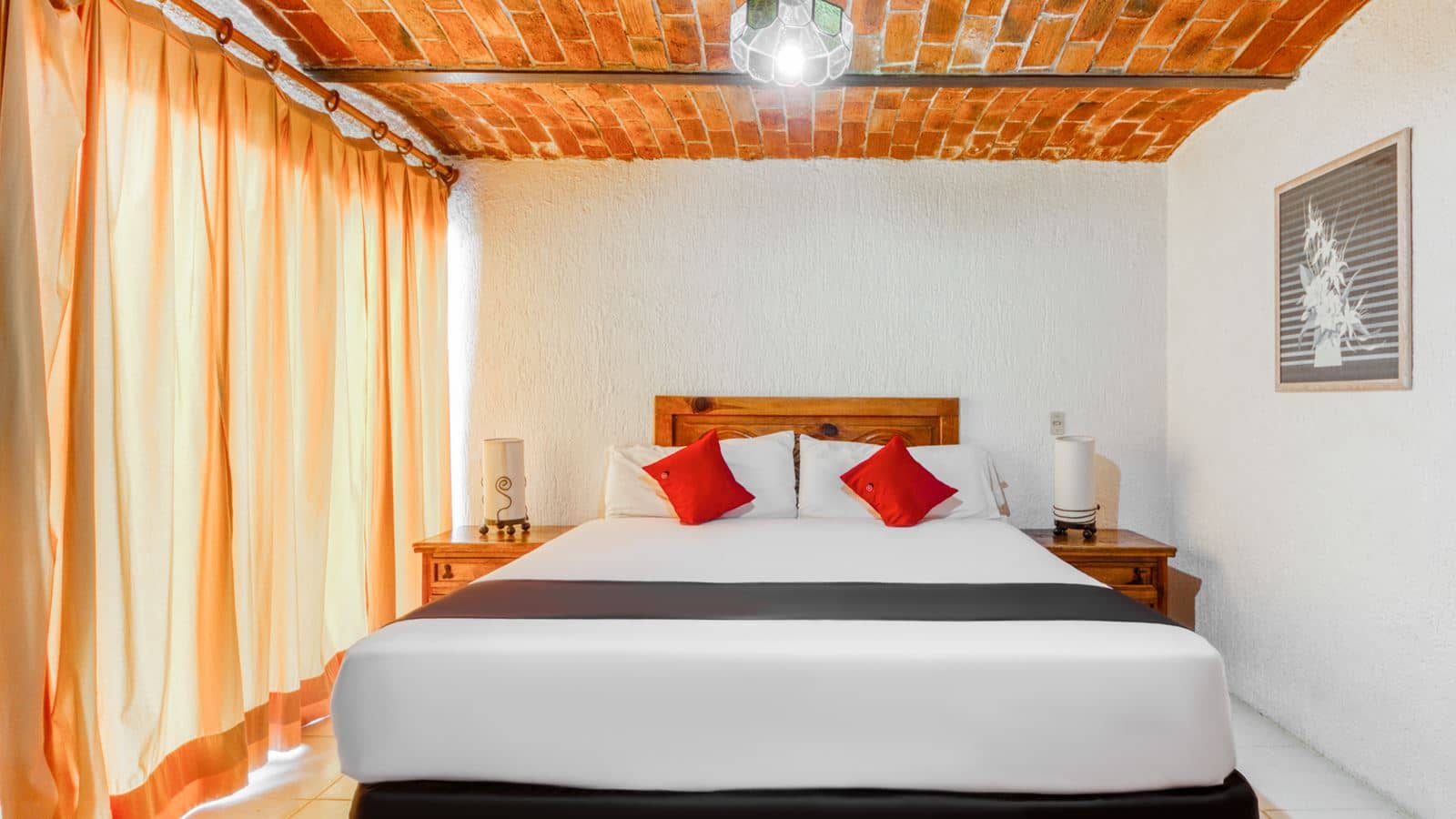 rooms-double-king-size-bed