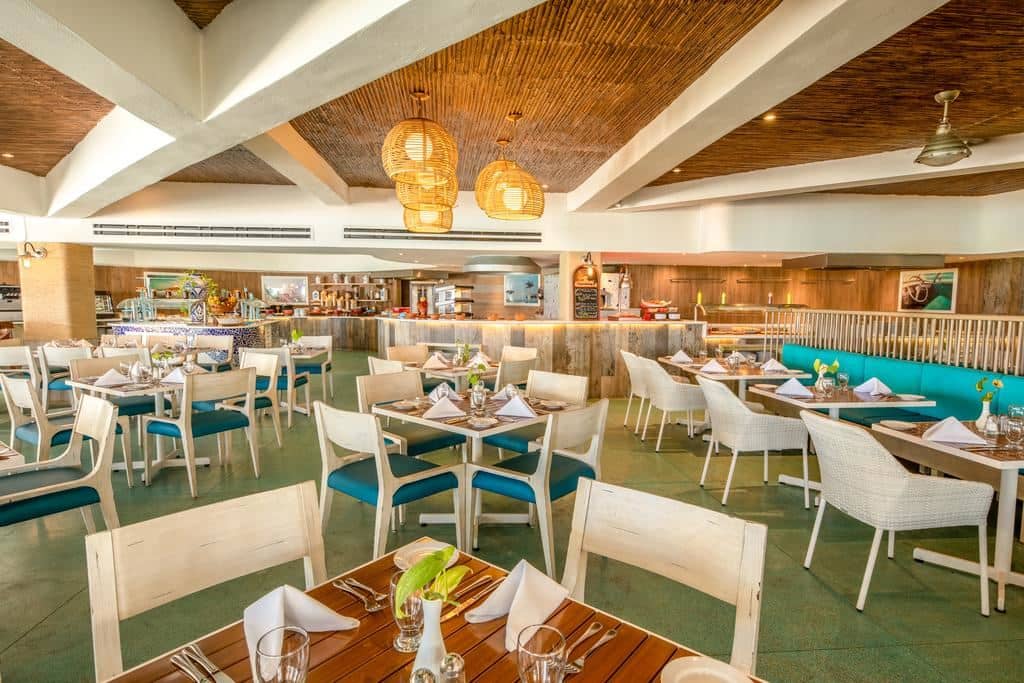 restaurants-deck-74