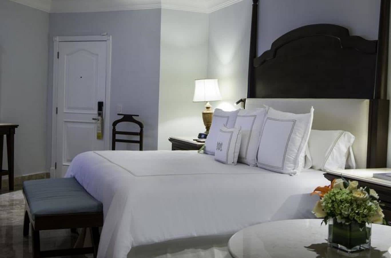 rooms-luxury-single-use