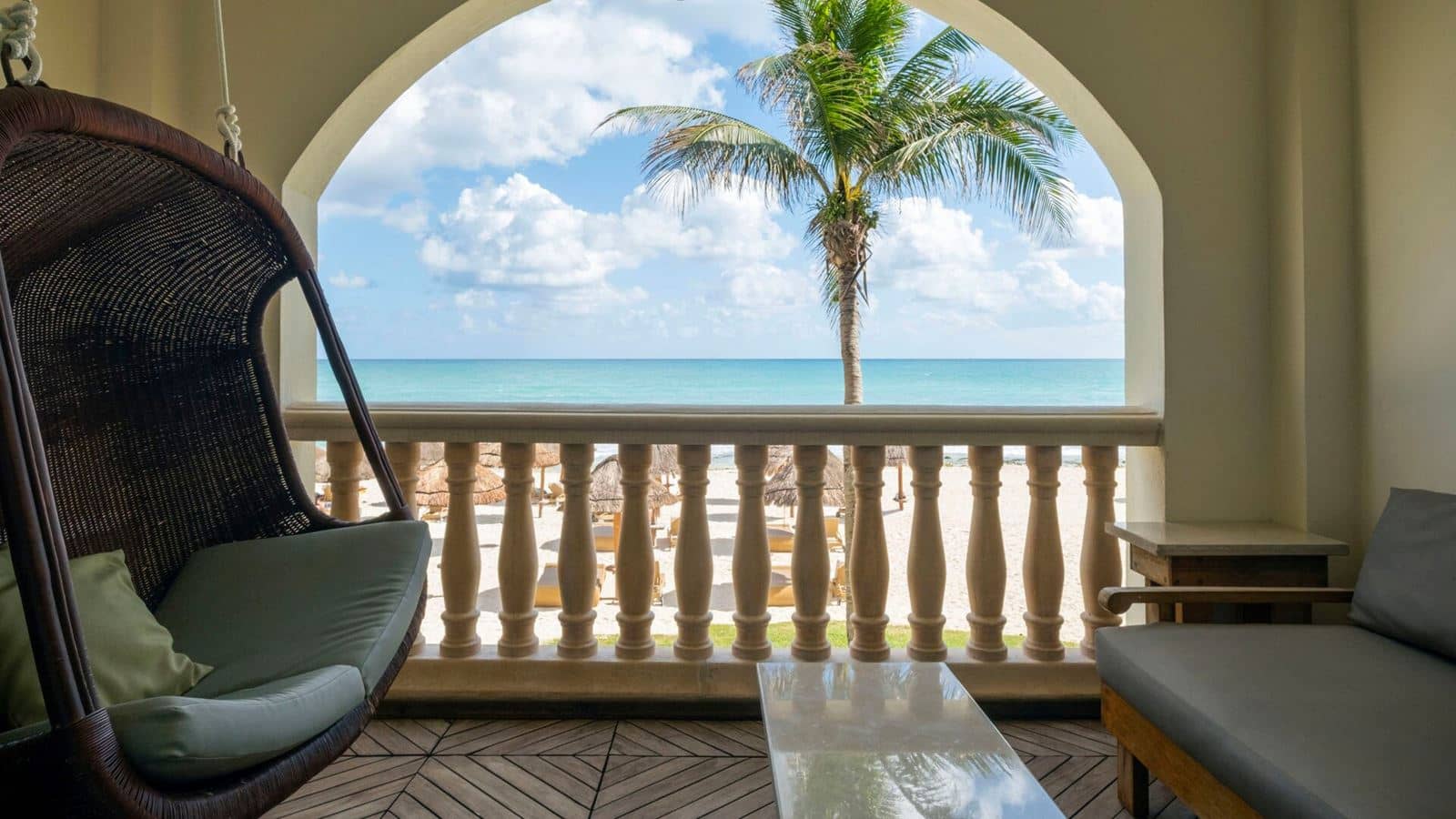 rooms-ocean-front-butler-suite