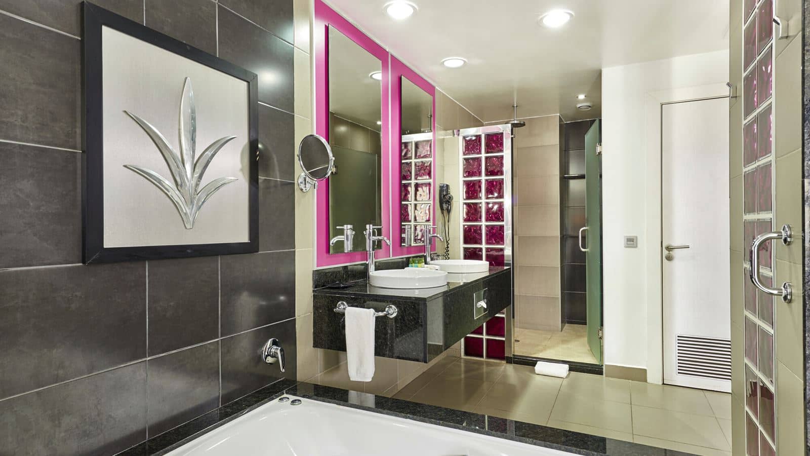 rooms-suite