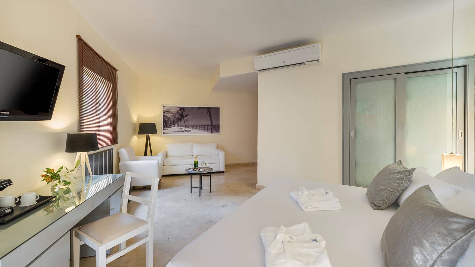 rooms-junior-suite-honeymoon-privelege