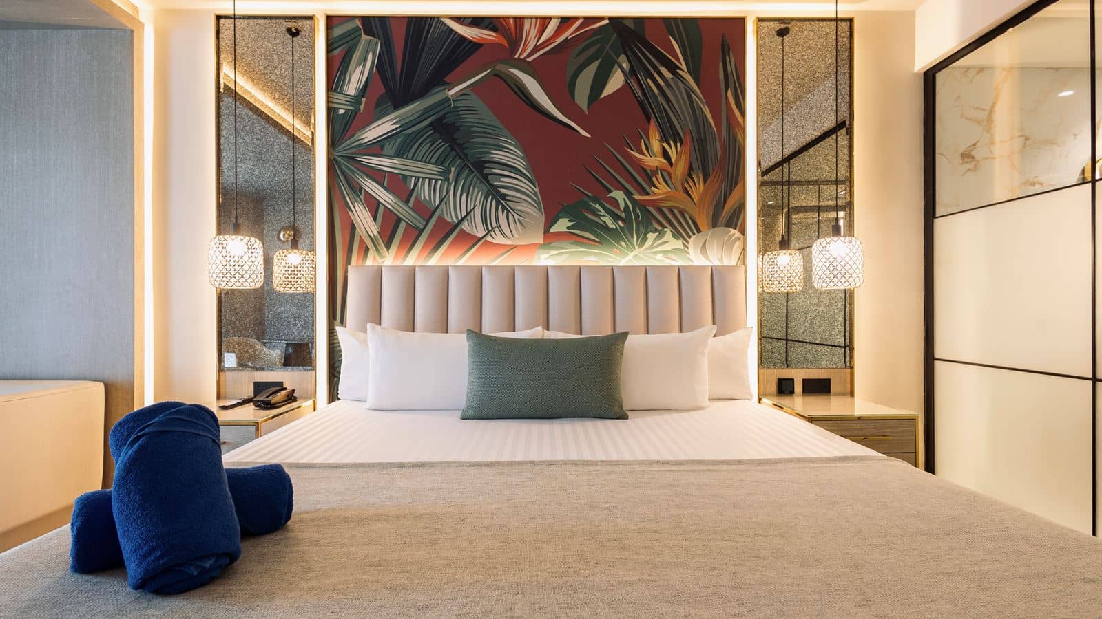 rooms-deluxe-junior-suite-swimout