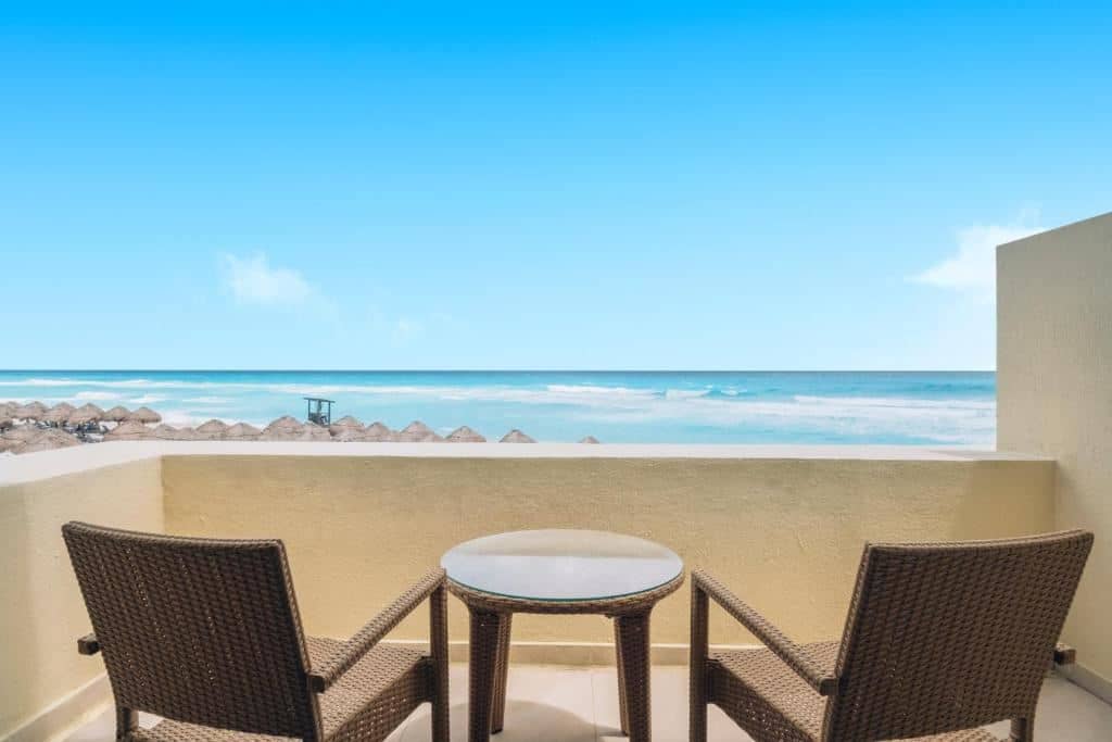 rooms-villa-ocean-front