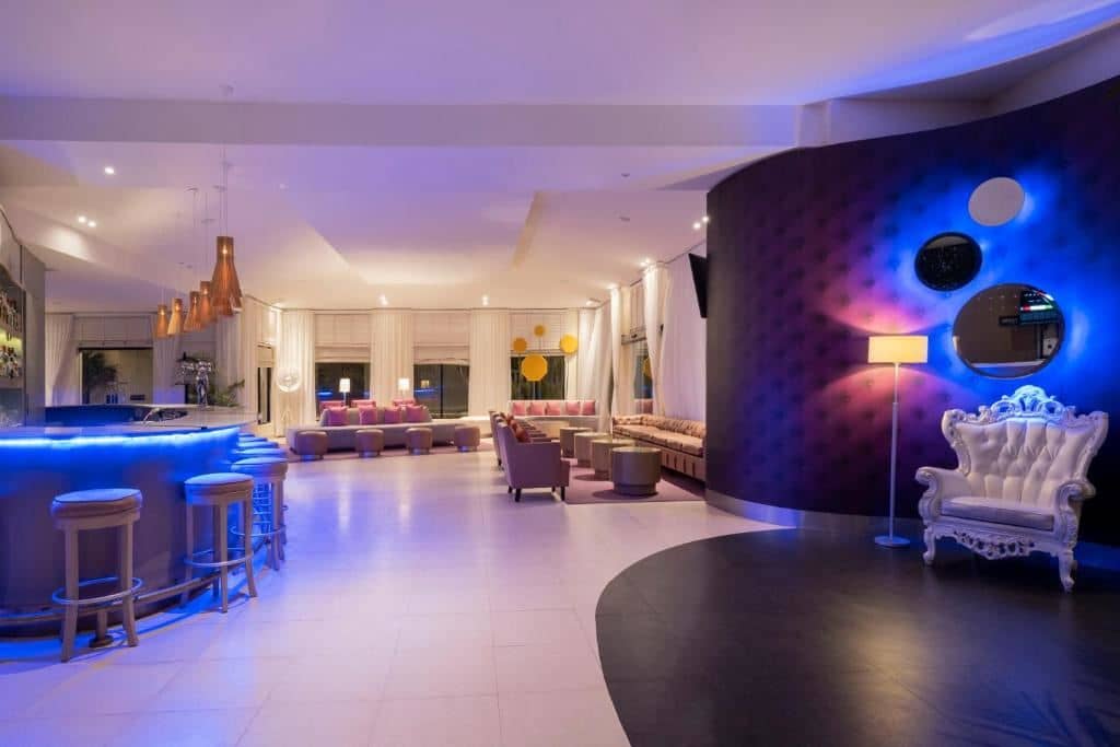 bars-lobby-bar