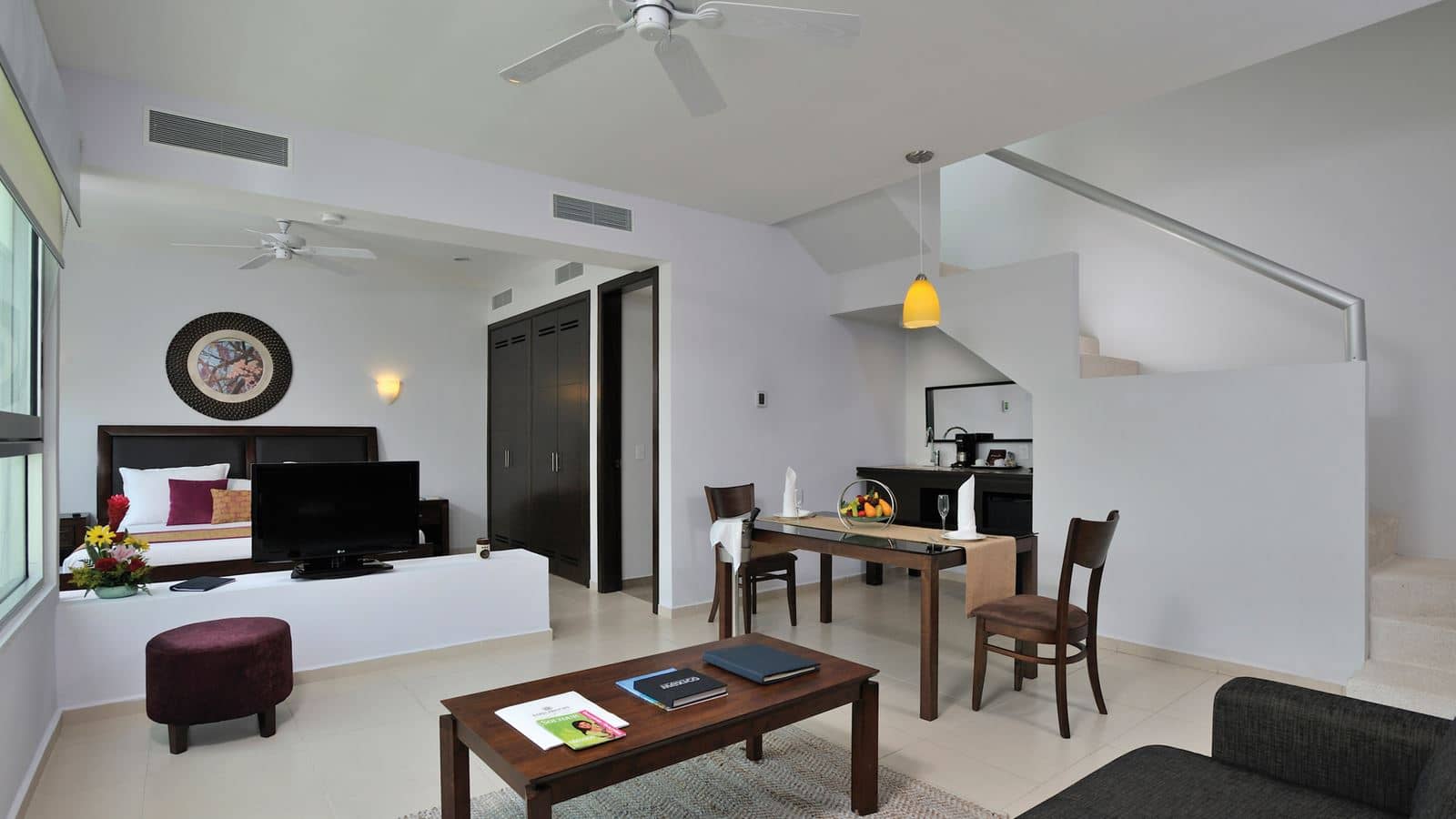 rooms-junior-suite-superior-penthouse