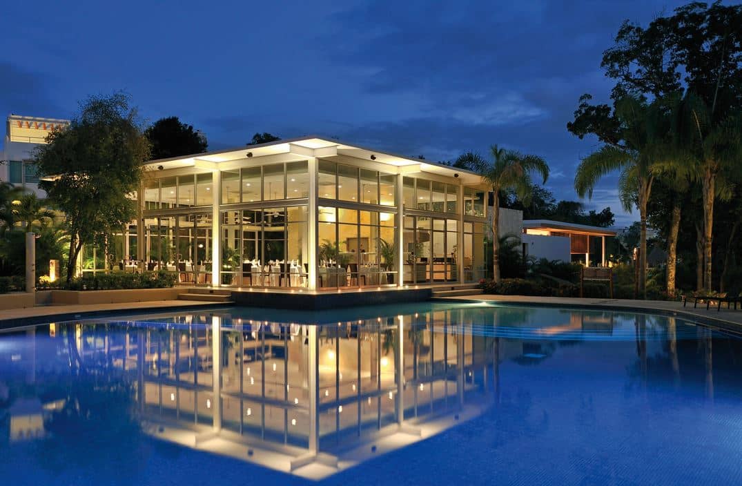 restaurants-gourmet-restaurant