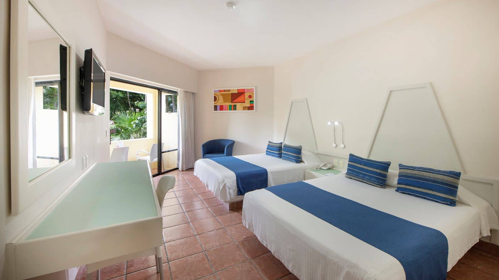 rooms-superior-room