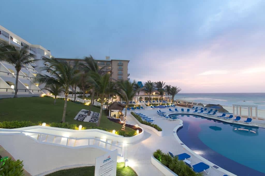 pools-outdoor-pool