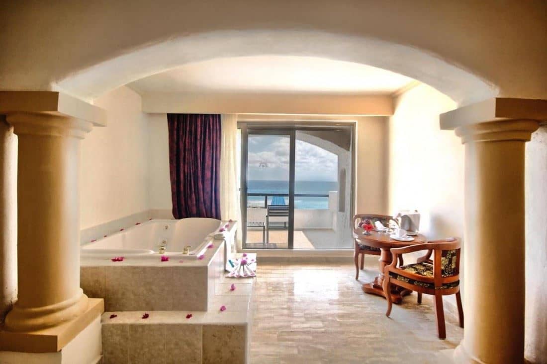 rooms-club-room-ocean-view