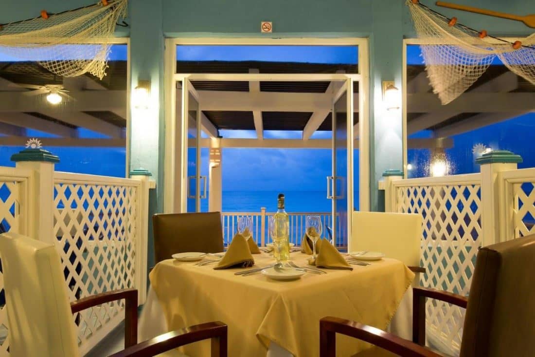 restaurants-pier-12