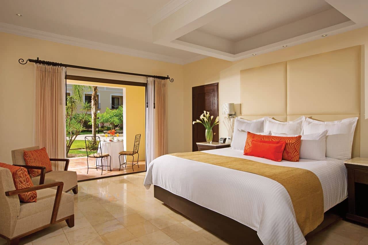 rooms-family-suite-deluxe-garden-view