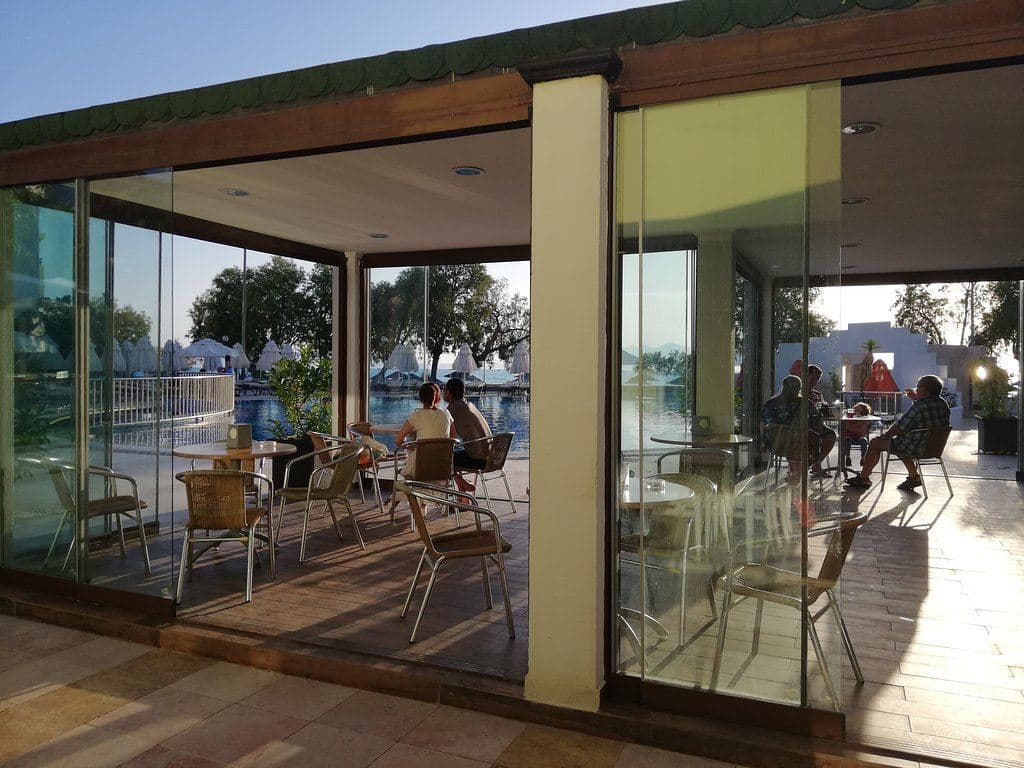 bars-havuz-bar