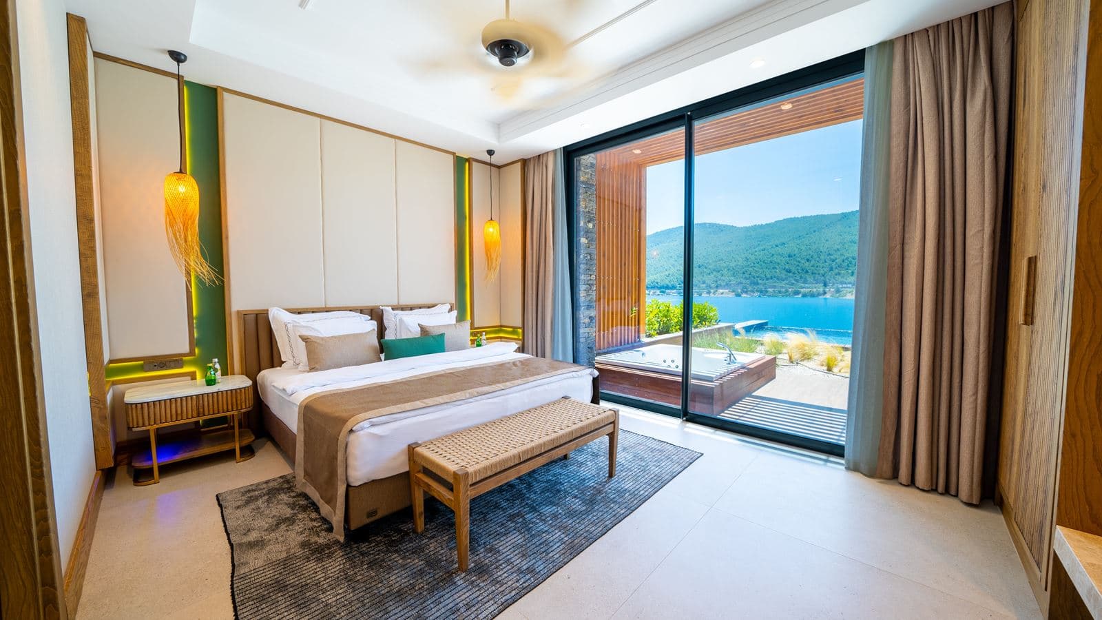 rooms-royal-villa