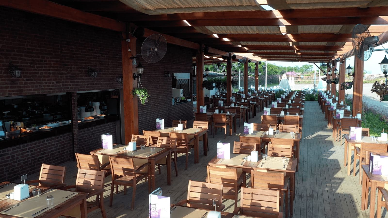 restaurants-sea-side