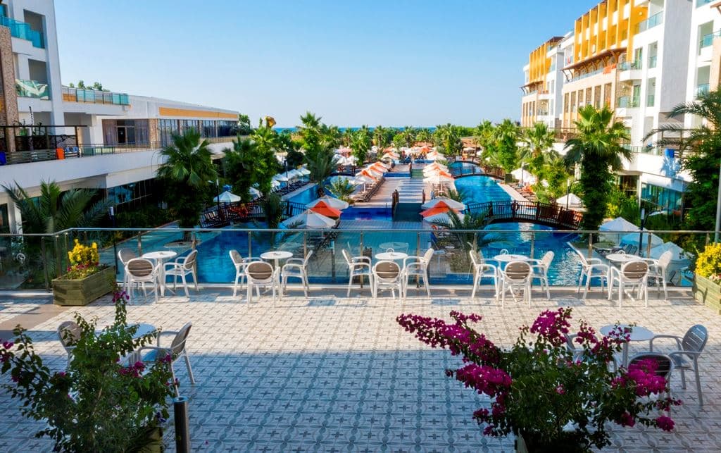 pools-outdoor-pool