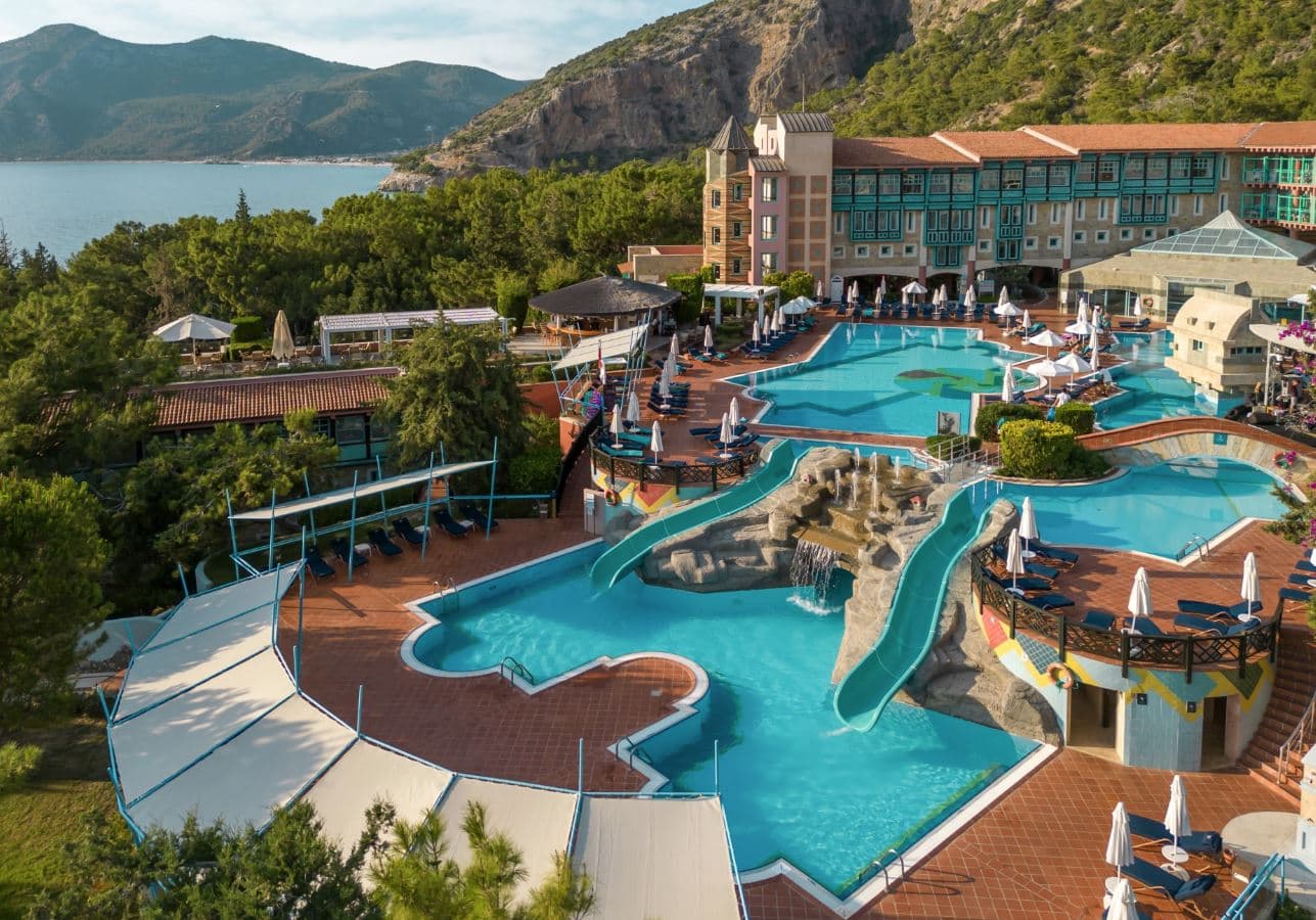 pools-outdoor-pool