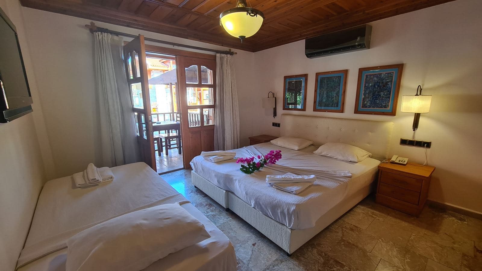 rooms-standard-room