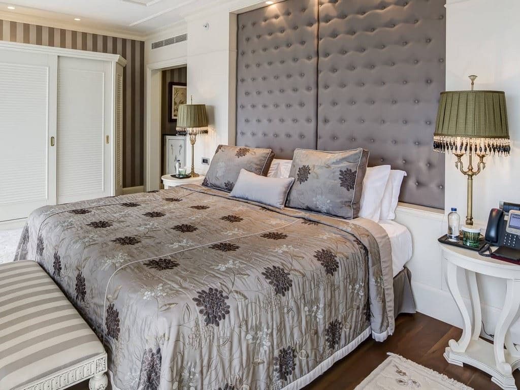 rooms-king-suite