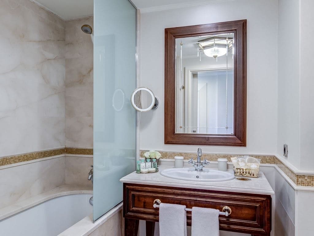 rooms-premium-room-seaview