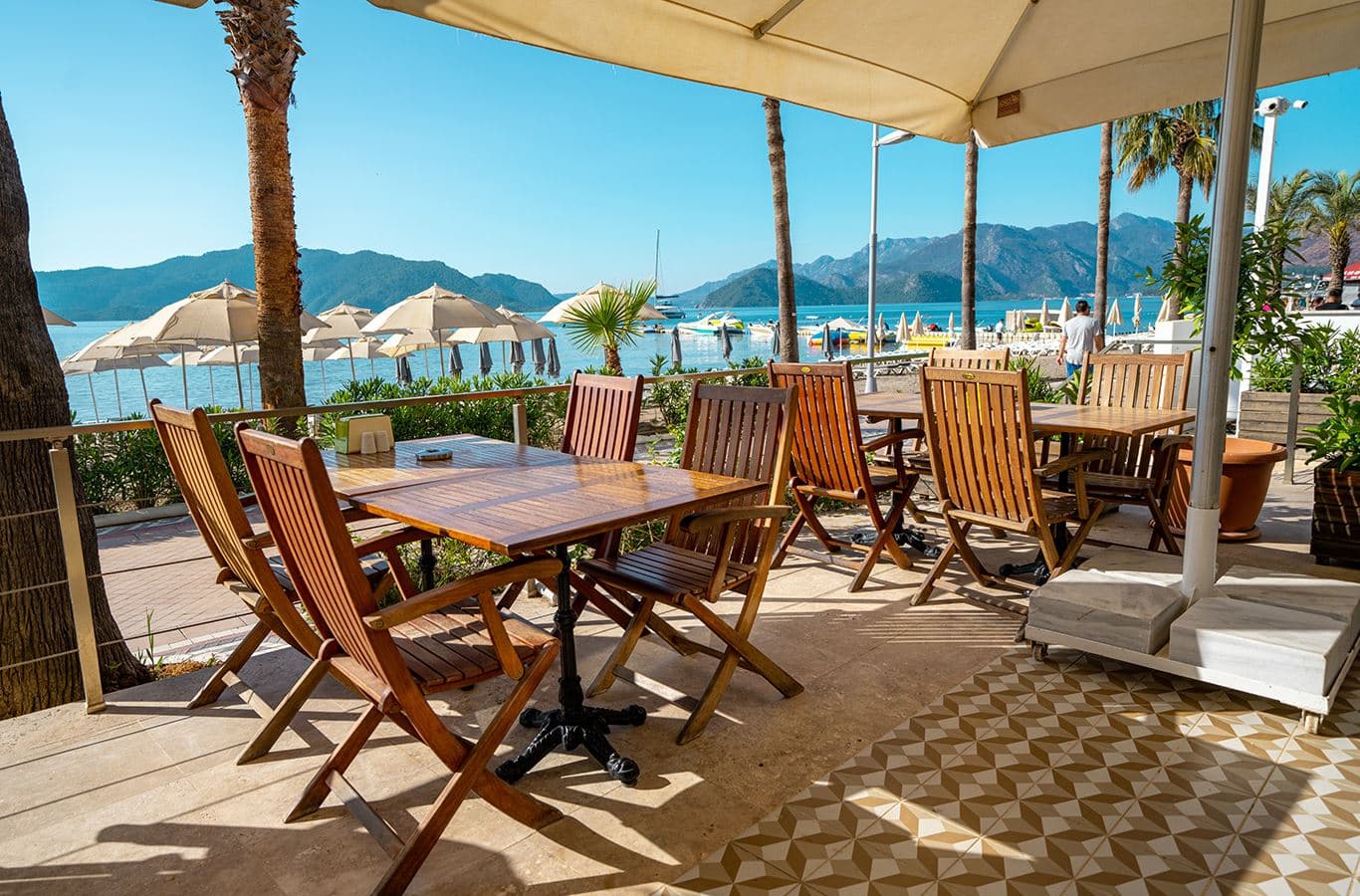 bars-beach-bar