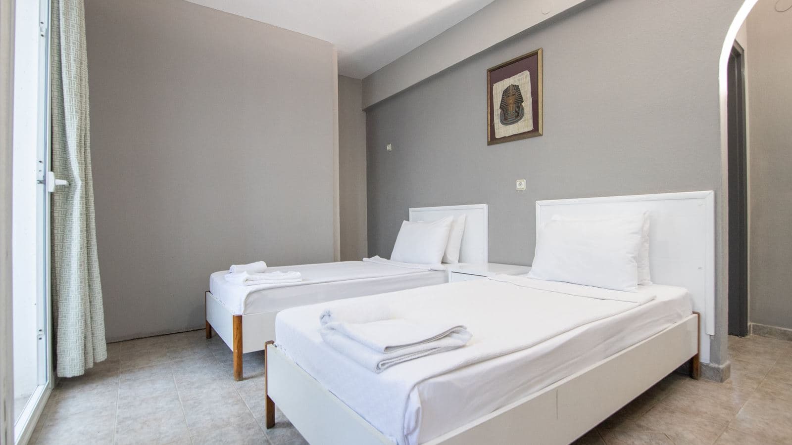 rooms-family-room