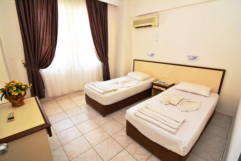 rooms-suite-room
