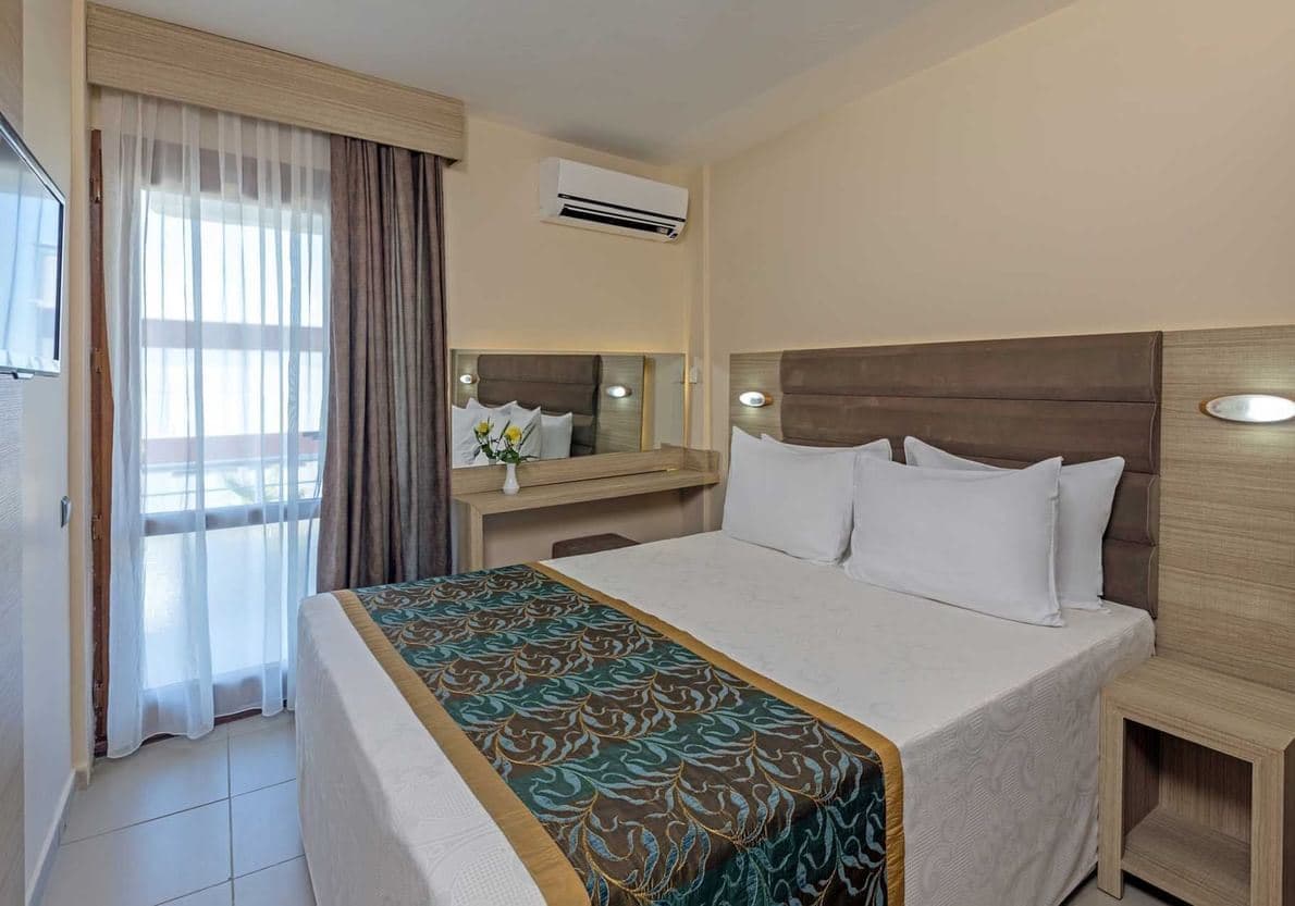 rooms-superior-room